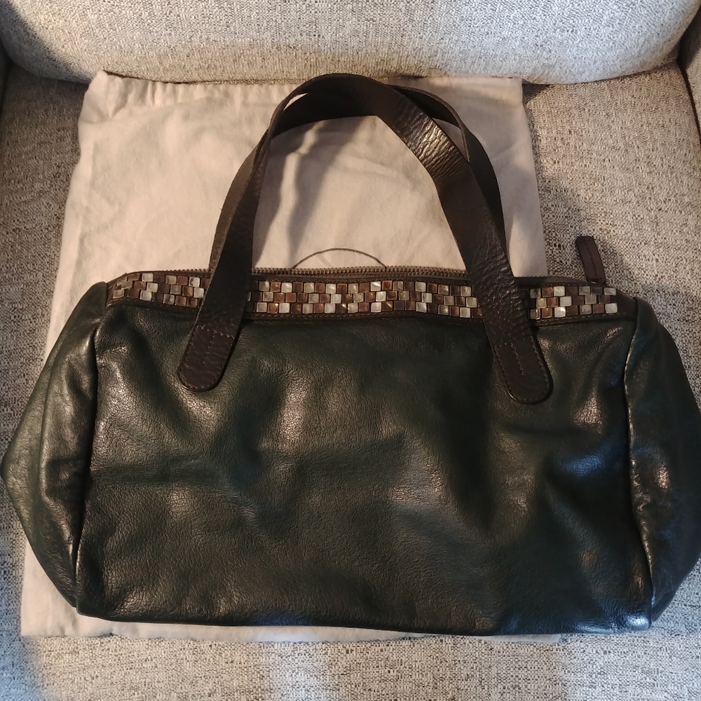 Leather shoulder bag